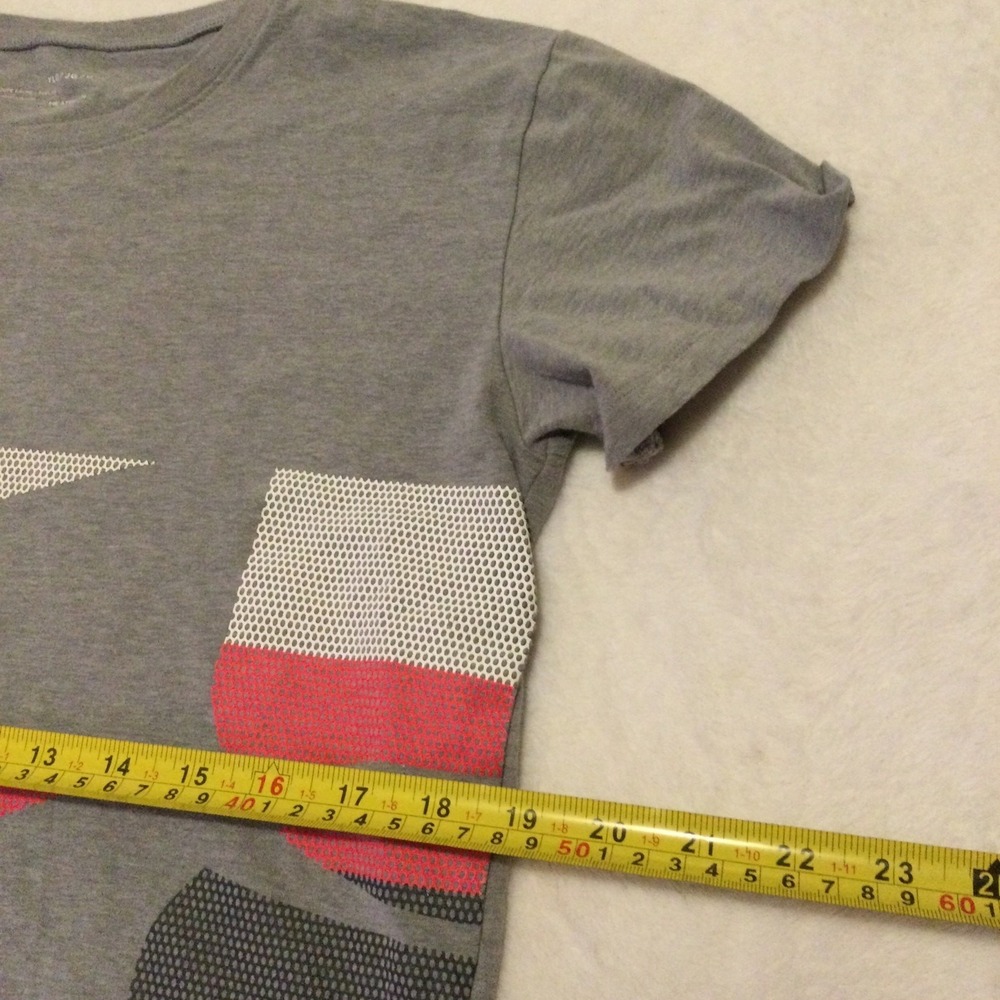 Under Armour T-Shirt Girls YLG Large Grey Pink HeatGear Loose Fit Athletic Tee - Picture 3 of 6